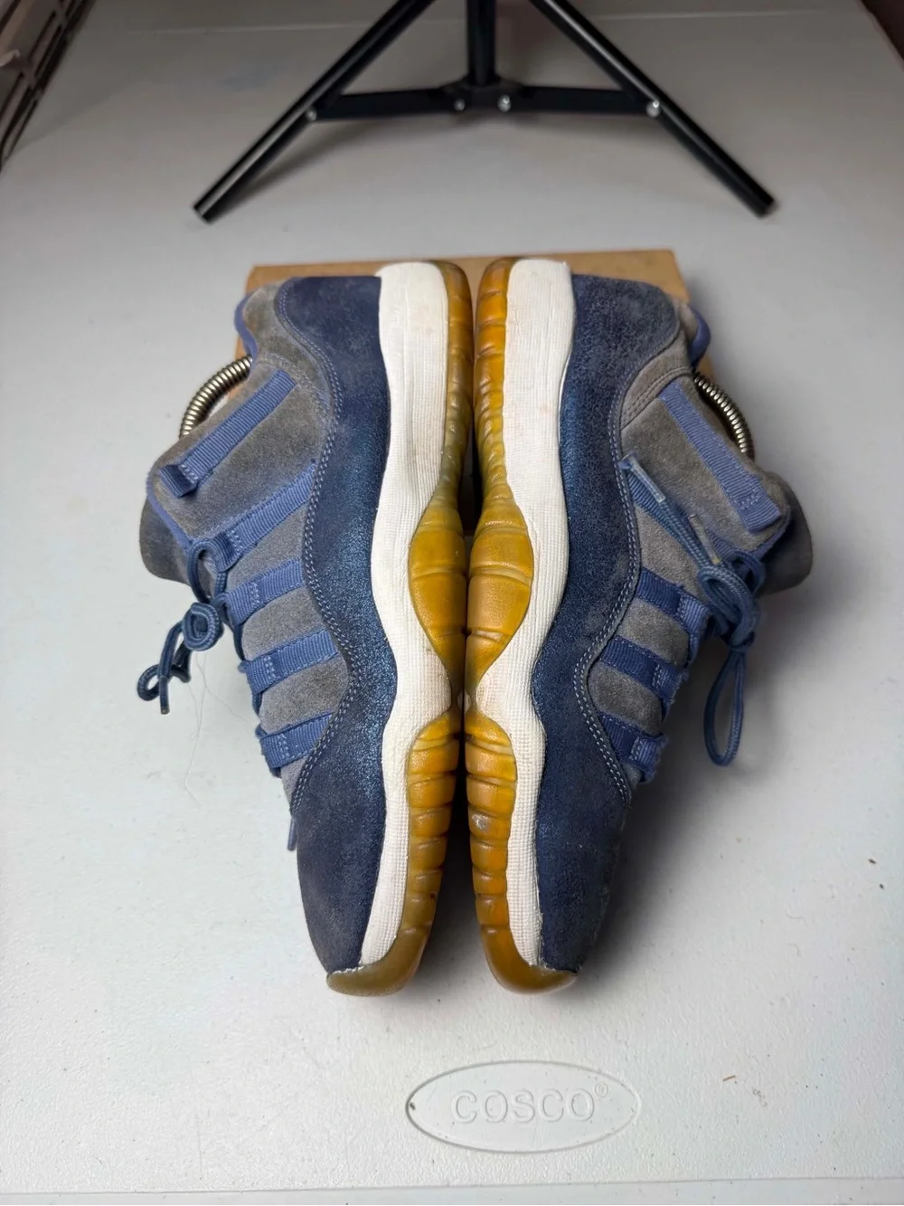 Jordan 11 Retro Low Derek Jeter RE2PECT Men's Sz 7.5 beat